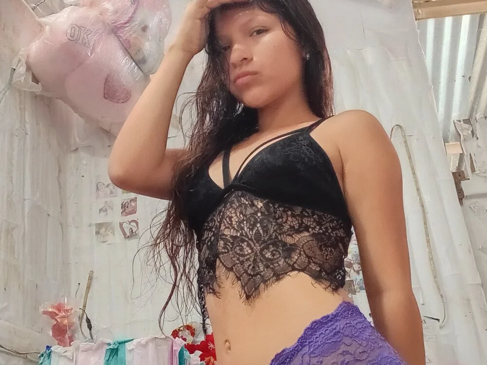 Yupi-14's Offline XXX Chat