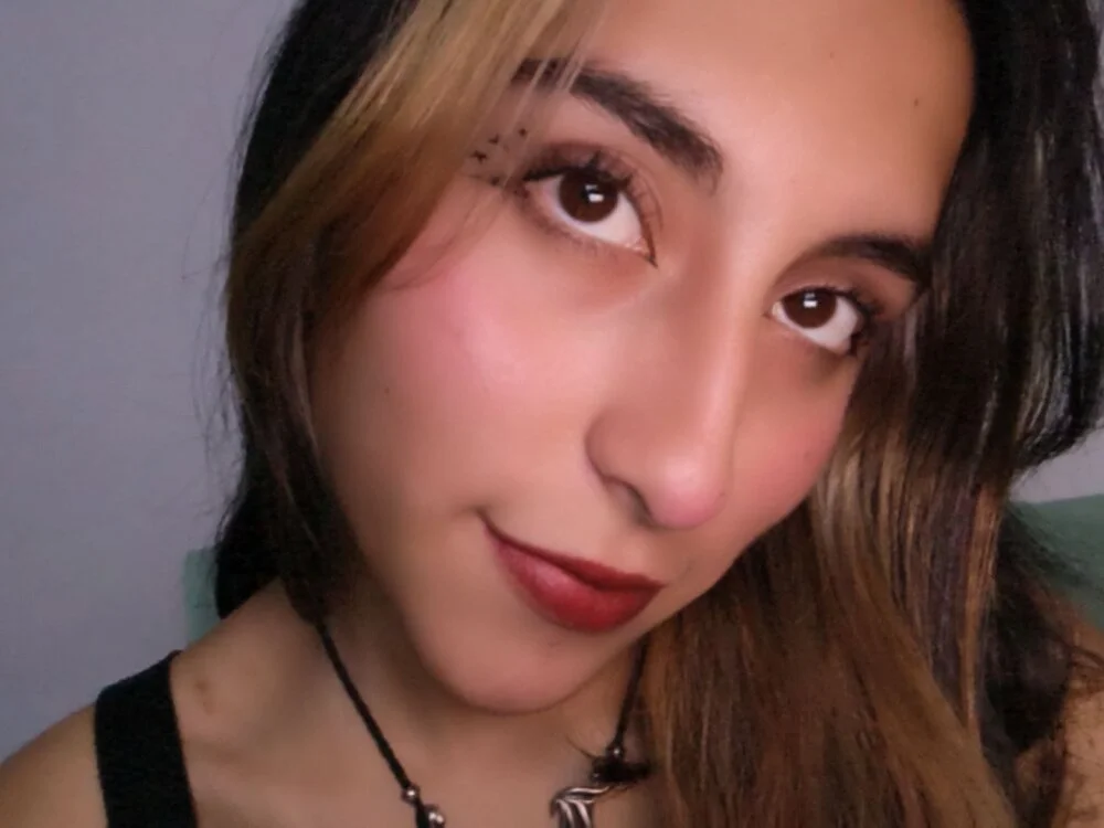 Czat XXX na żywo – moon_shut