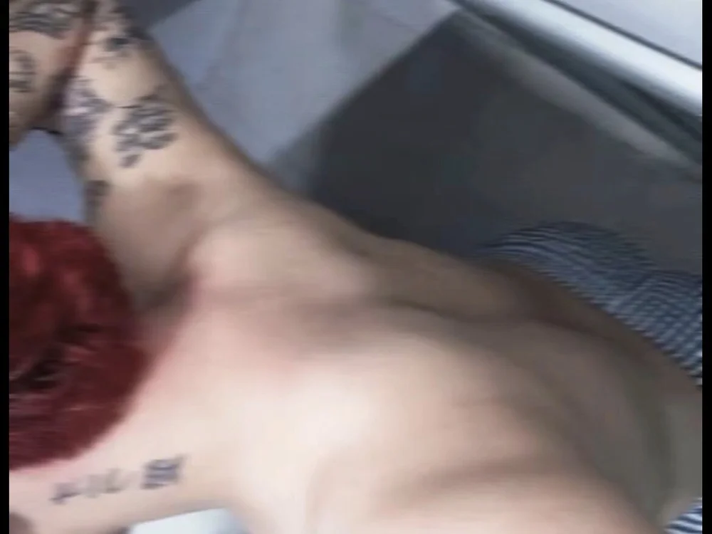 Georgie_shy2's Offline XXX Chat