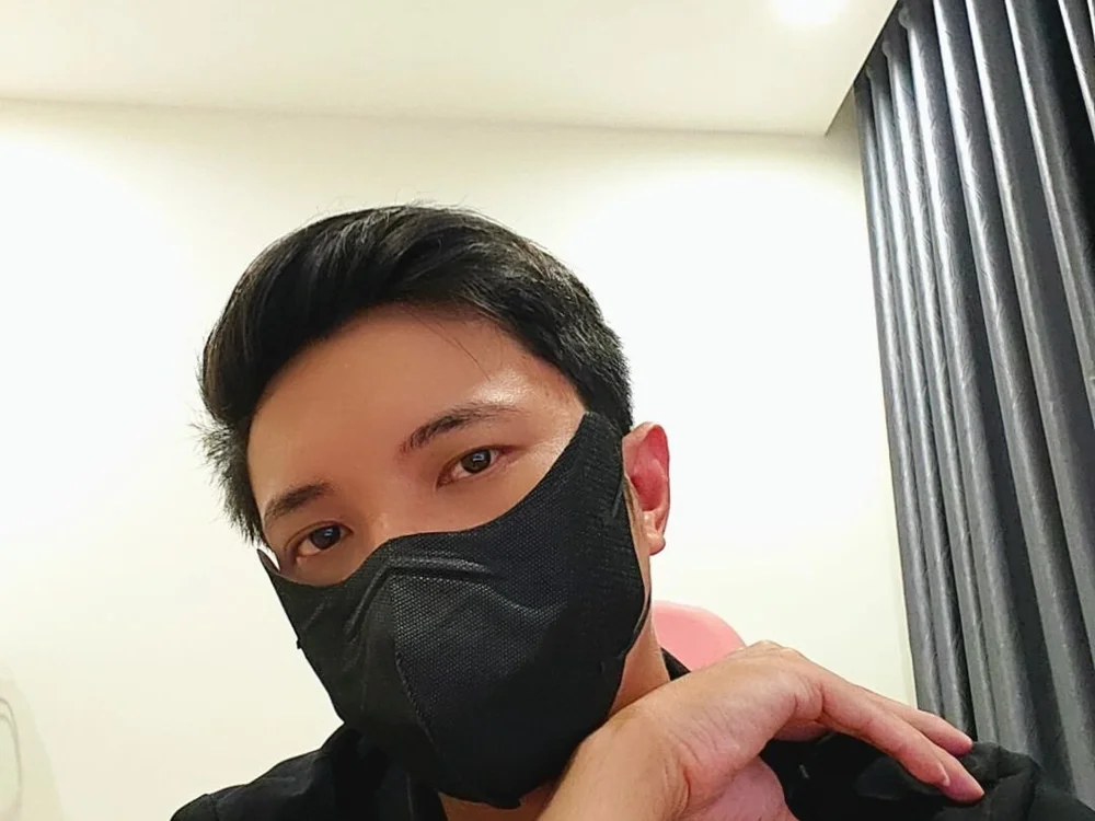 hot_boy_Min Chat XXX Ngoại tuyến