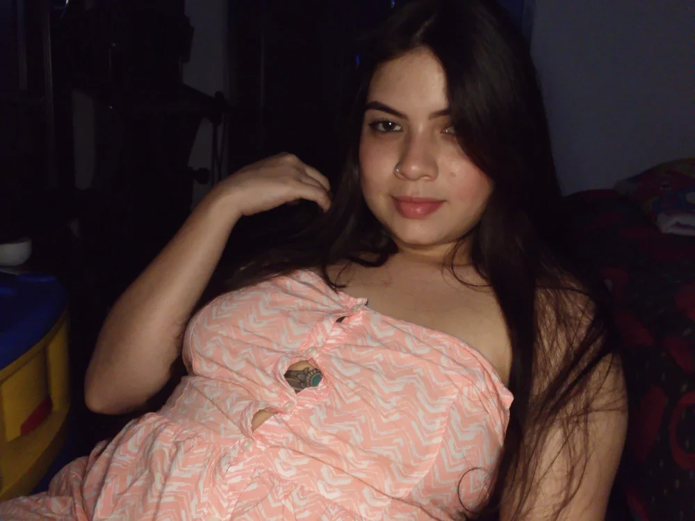Valeria_lov3's Offline XXX Chat