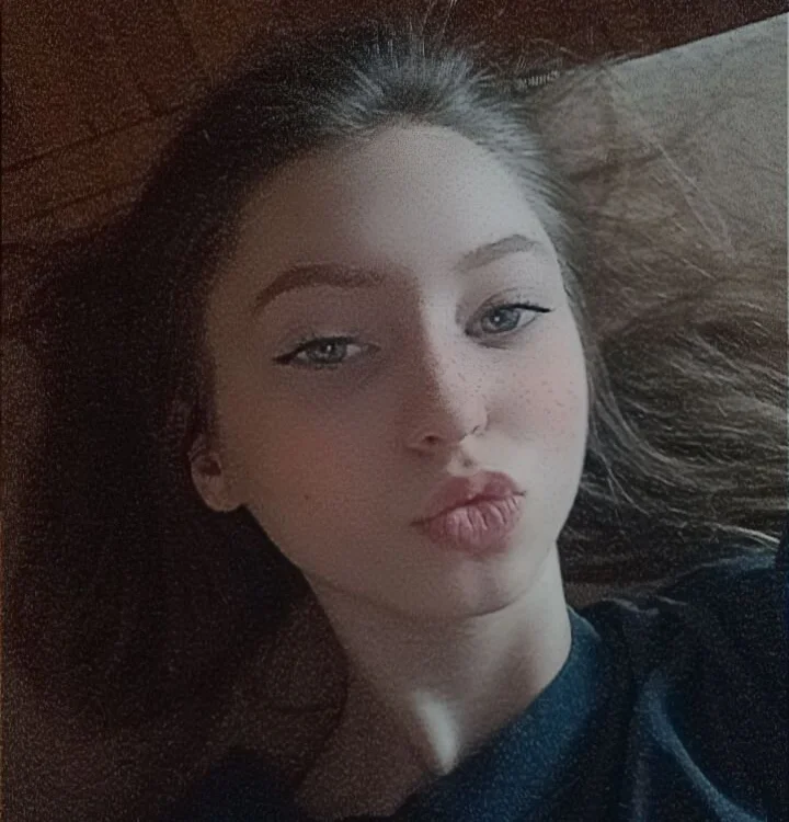 ___Amelia_____'s Offline XXX Chat