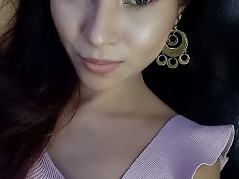 Lithzy-Rose's Offline Chat Room