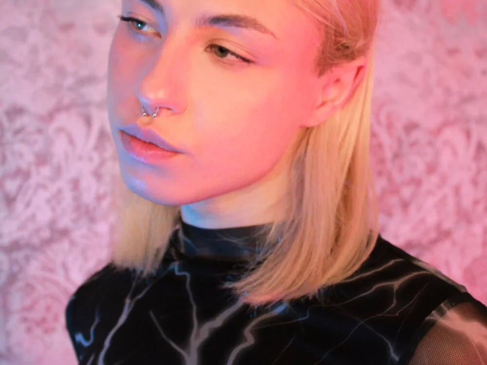 Lilit_lust's Offline XXX Chat