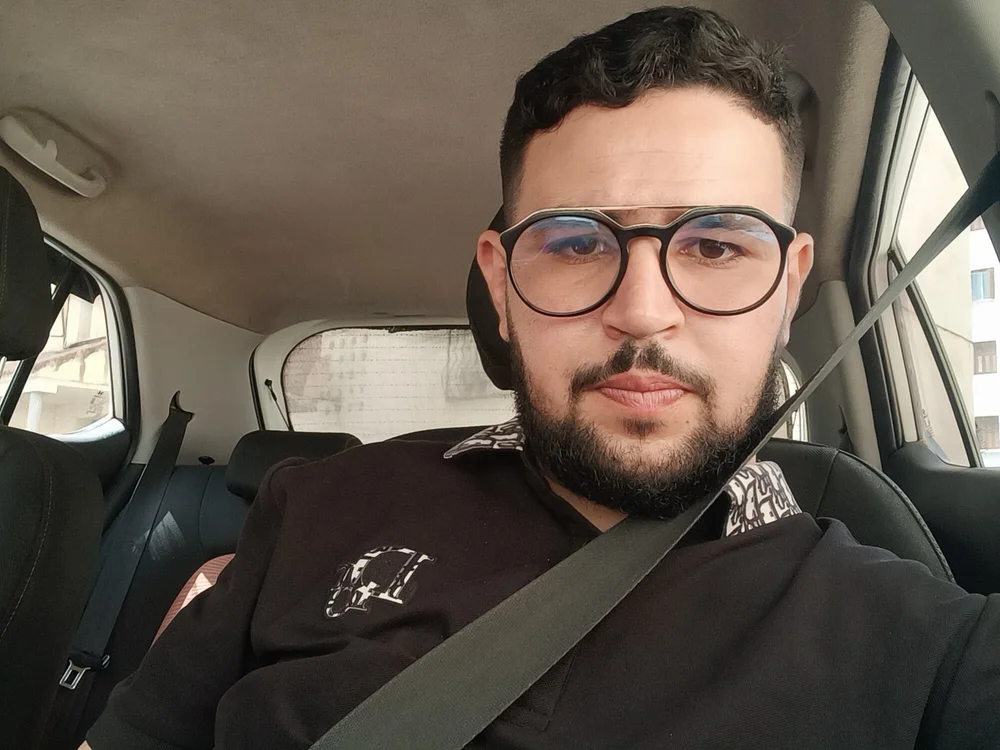 idris06 Offline XXX-chat