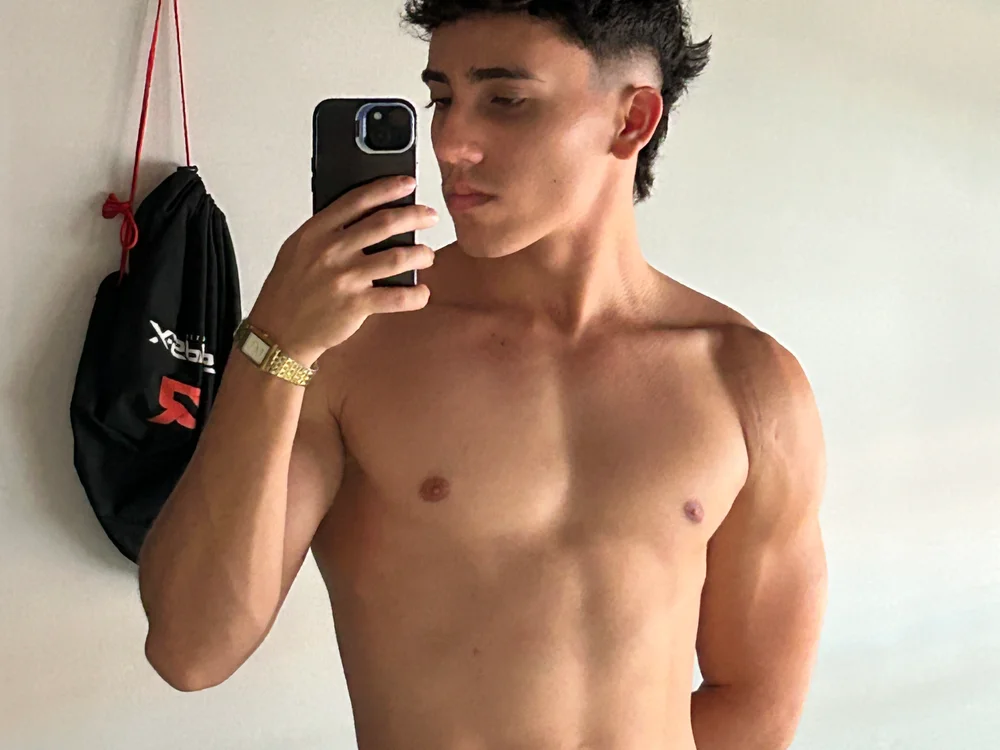 UrSecretBoysn Offline XXX chat
