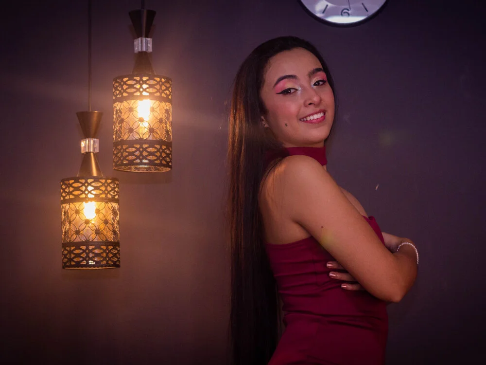 SarabiRassi's Offline XXX Chat