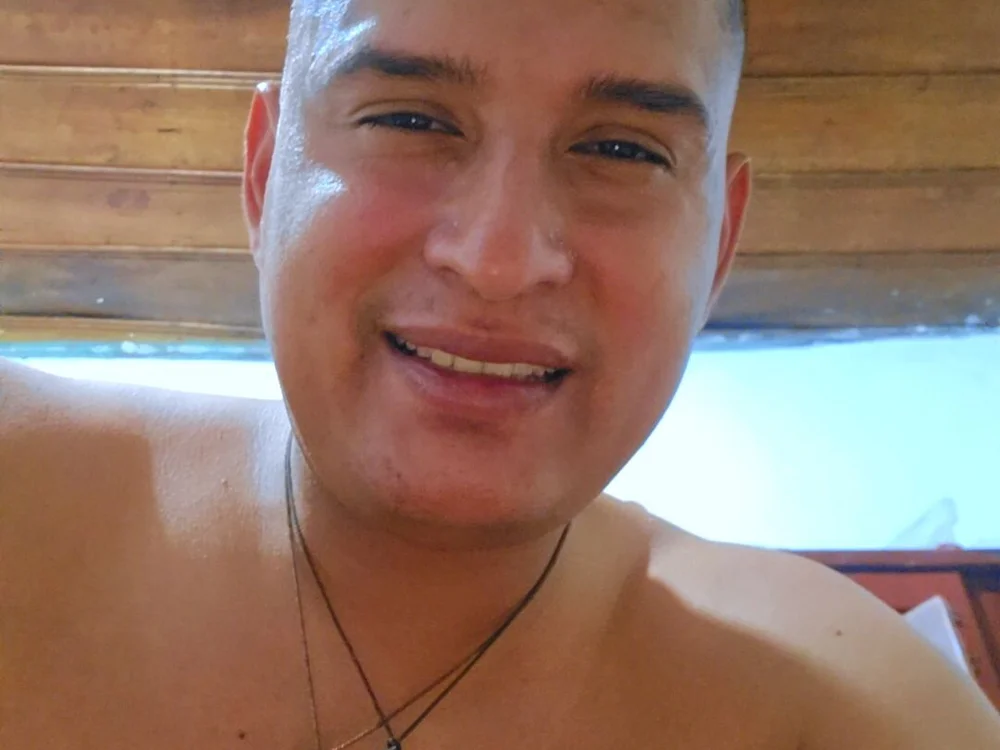 magoblackk96 Offline XXX Chat