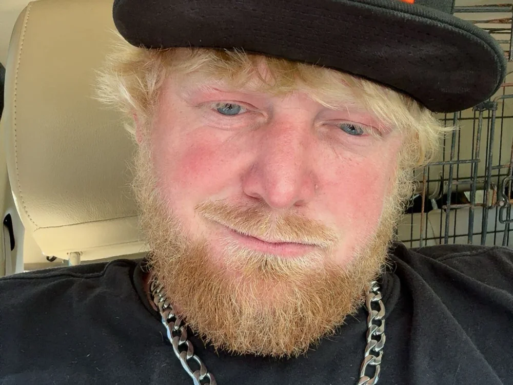 johnkellz1992's Offline Chat Room