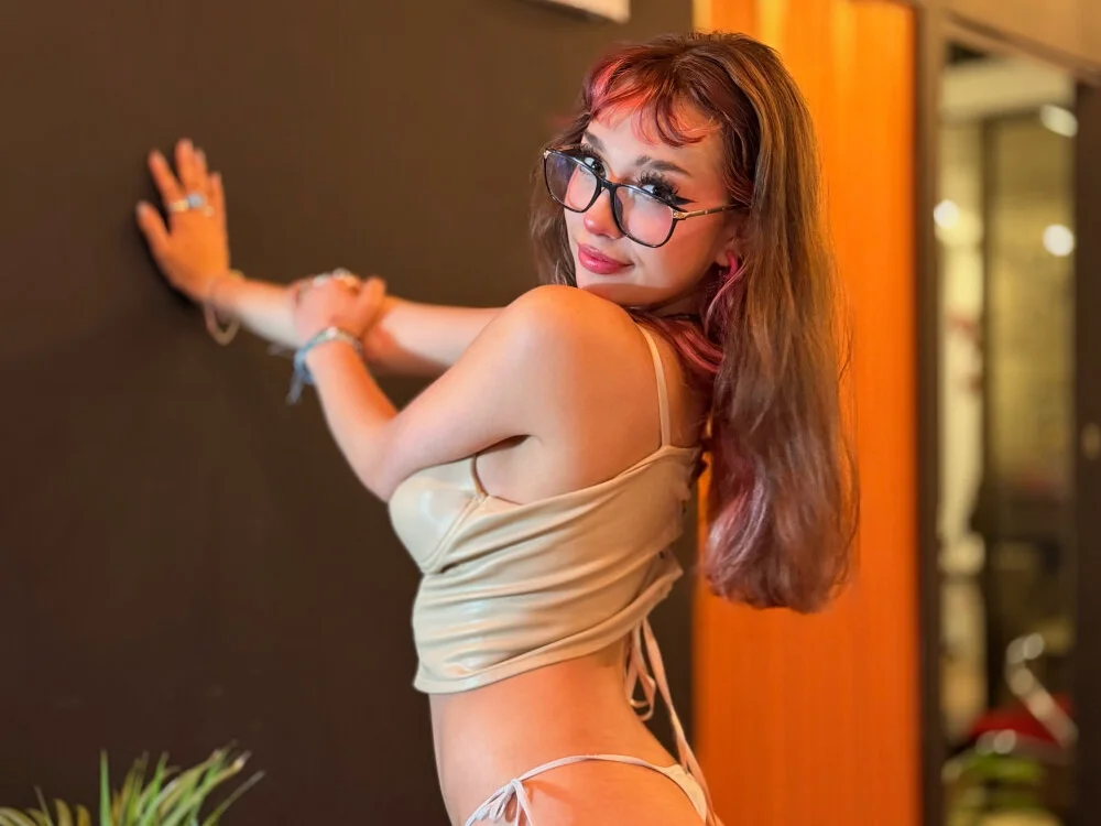 Laracooper_: офлайн-секс-чат