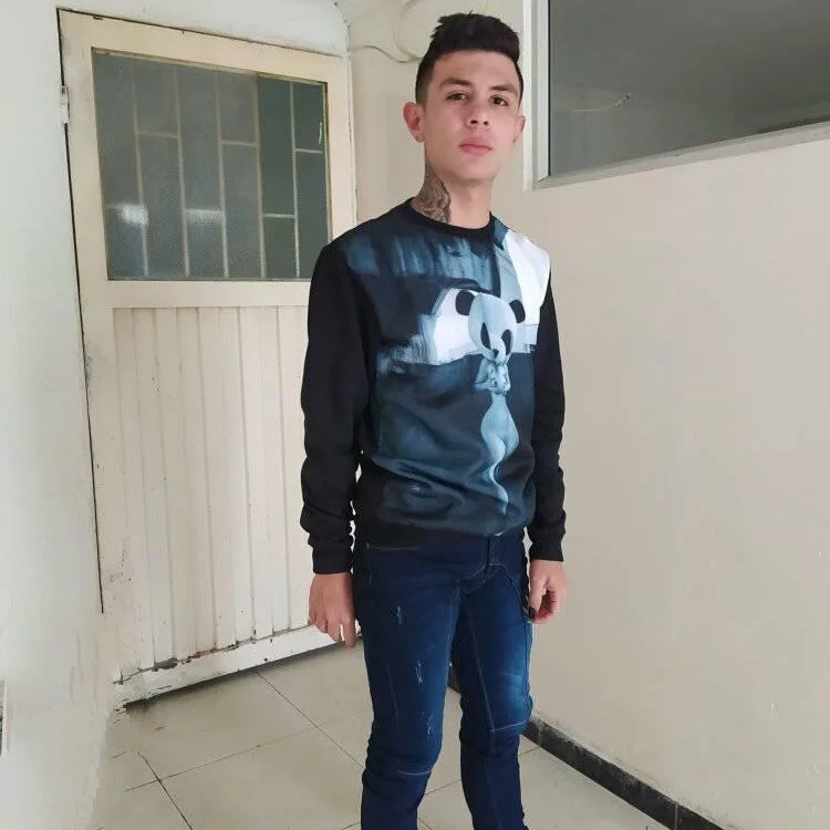 แชท XXX ออฟไลน์ของ damiansexyboy69