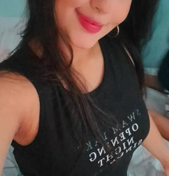 AndreaNewton offline chatrum