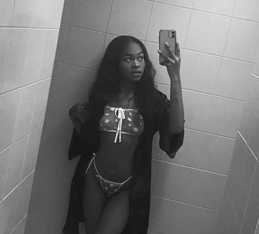 LiaJohnnsonのオフラインXXXチャット