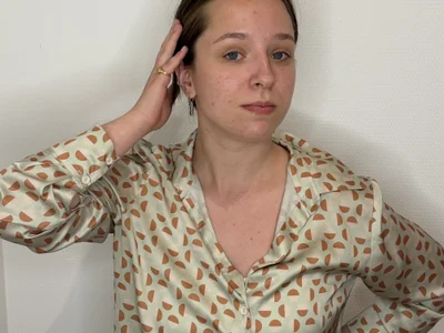 RhonaCavers Female Brunette Online Webcam Porn