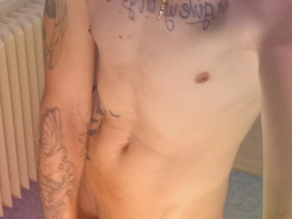 boysexy350 Offline XXX-chat