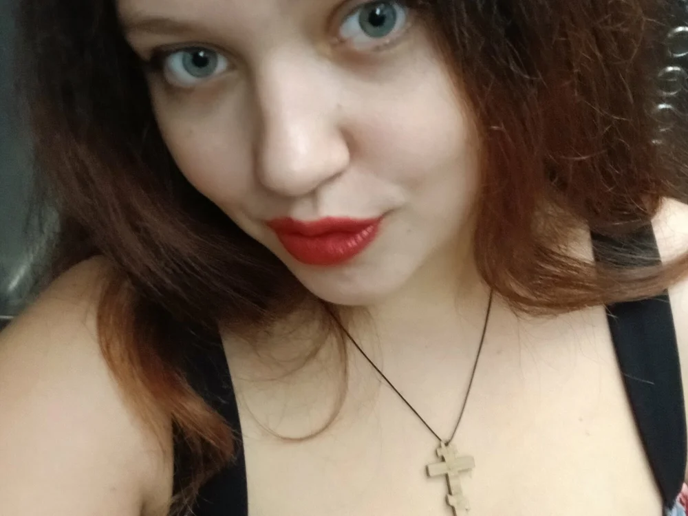 _malyschkaaa's Offline Chat Room