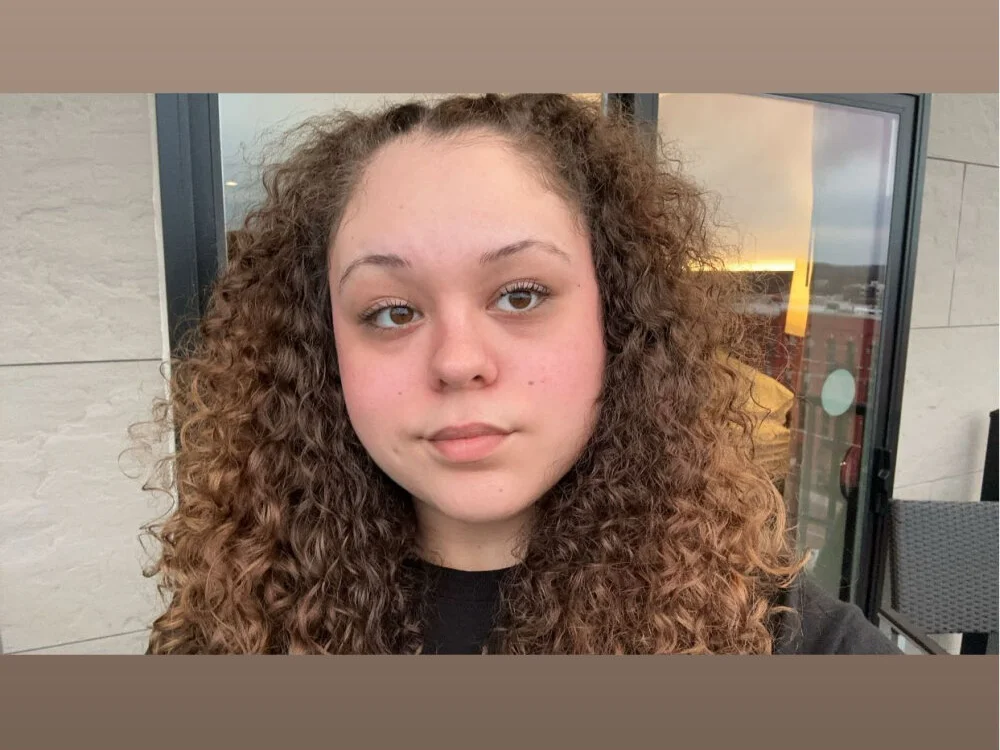 Sweet_Cheekzn Offline XXX chat