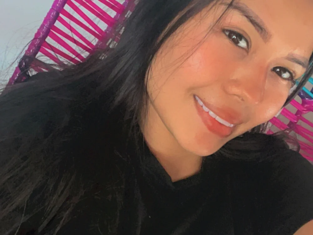Offline chatovací místnost Raquel_petit