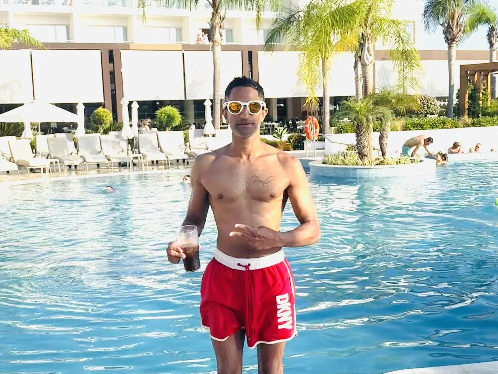 RandyRik Offline XXX-chat