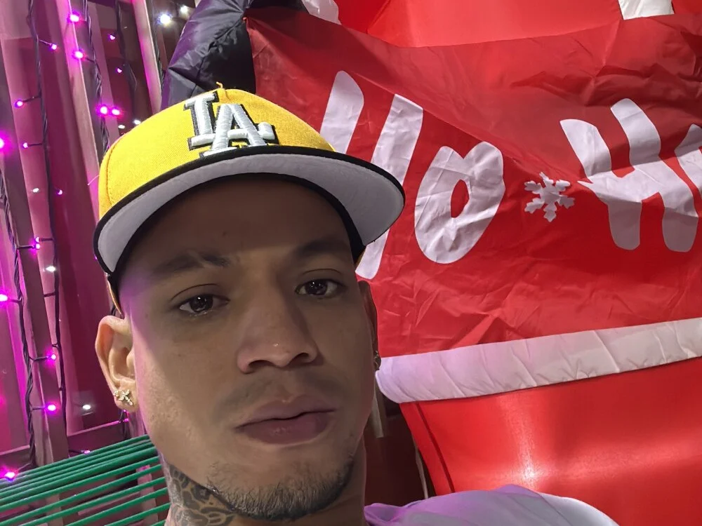 Davidbatista__ offline XXX-chat