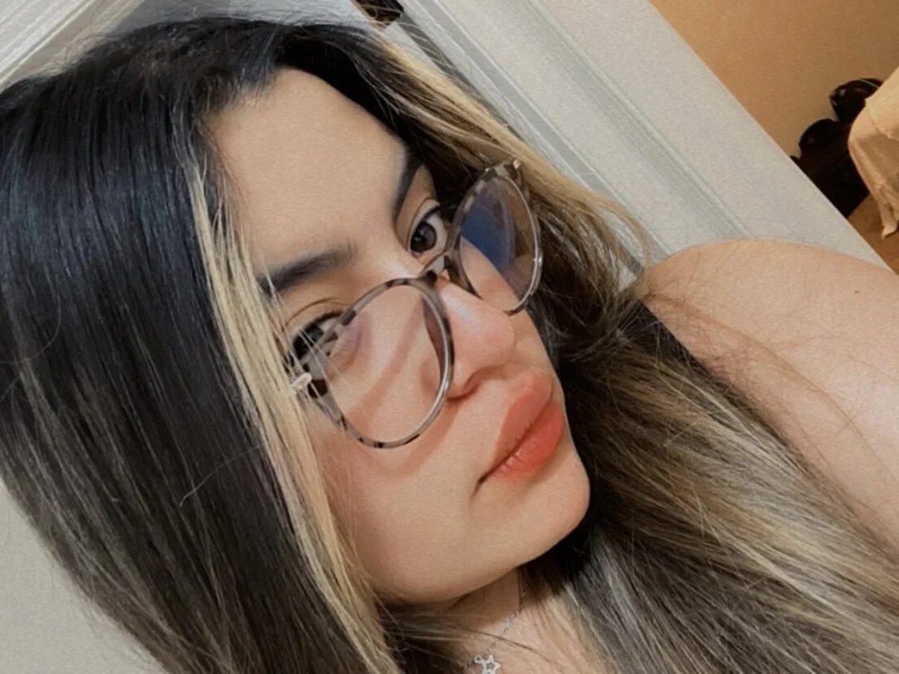 Miaa_blackk offline chatrum