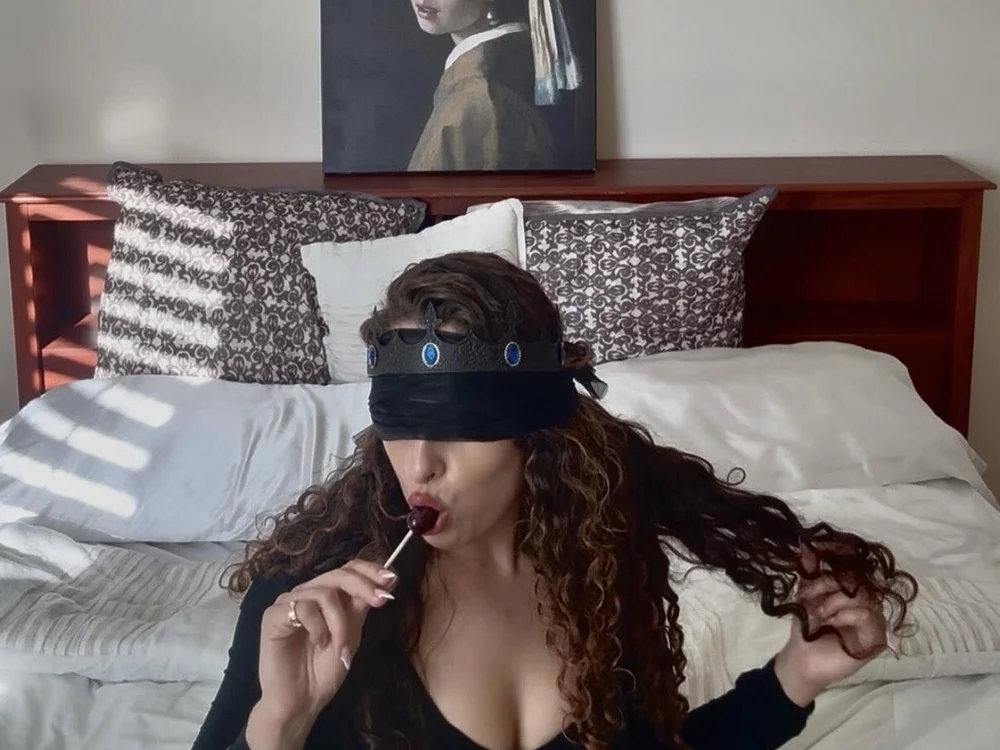 mistressnamora Obrolan XXX Offline