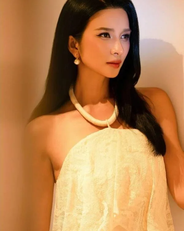 Luna_beautifullll Chat XXX Ngoại tuyến