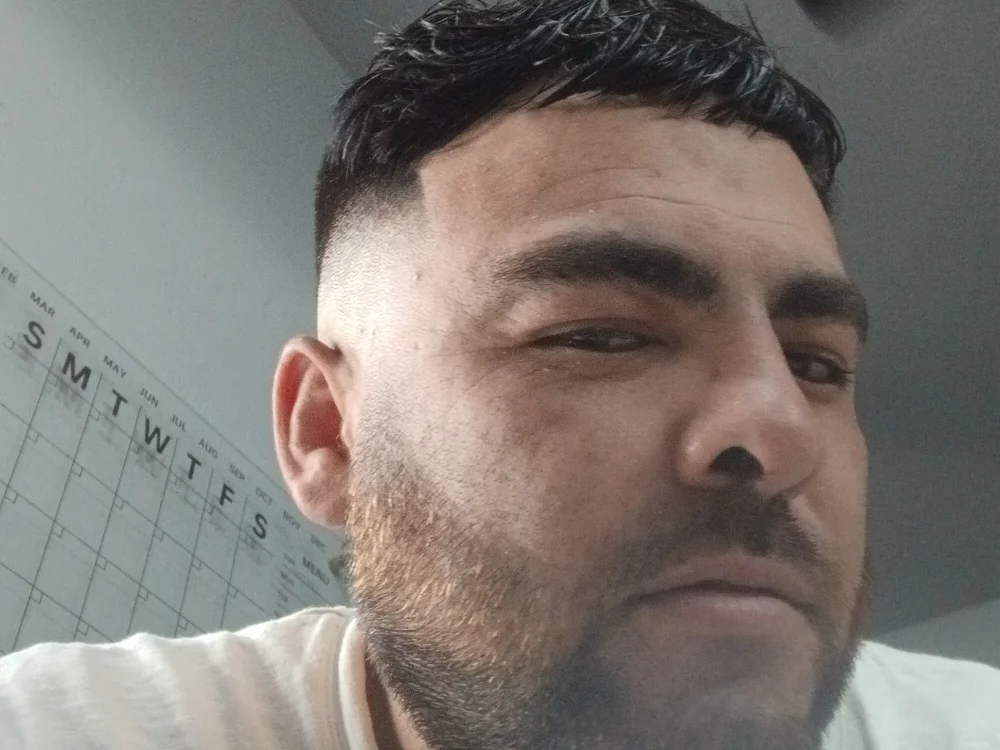 SmartingFade420's Offline Chat Room