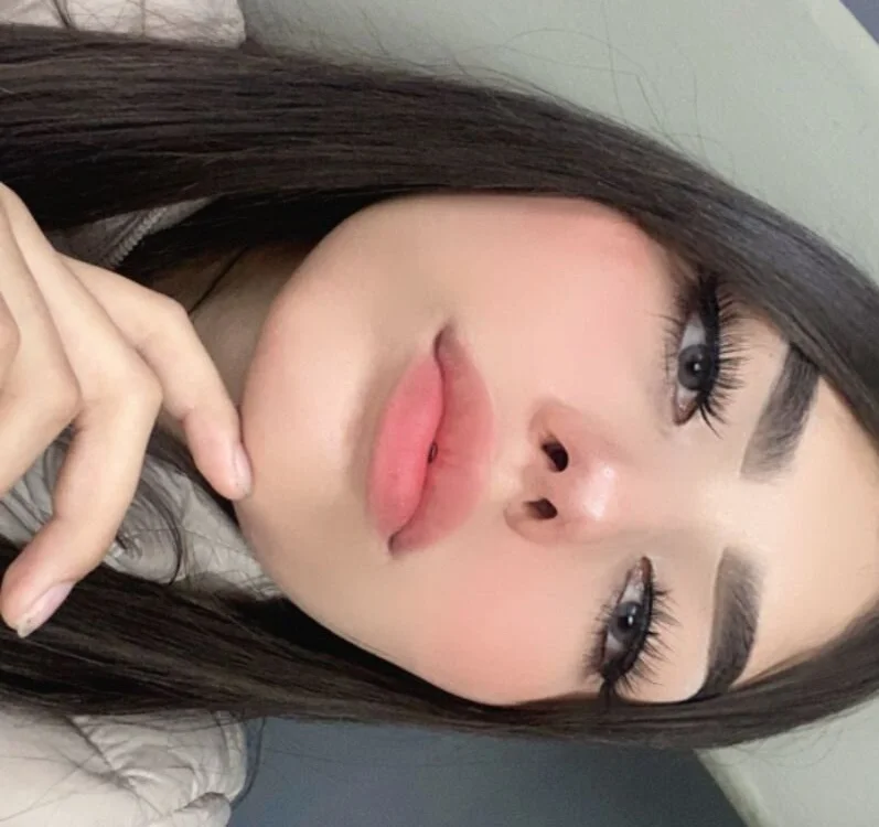 sophia_willliamss Offline XXX-Chat