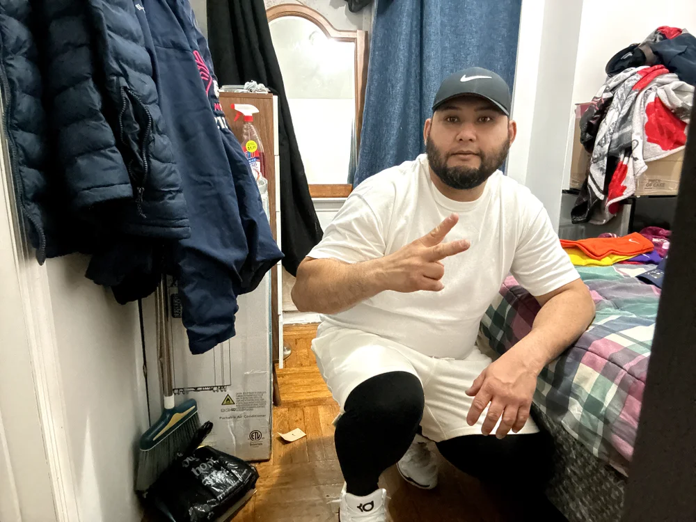 LeggyBus15 Chat XXX Ngoại tuyến