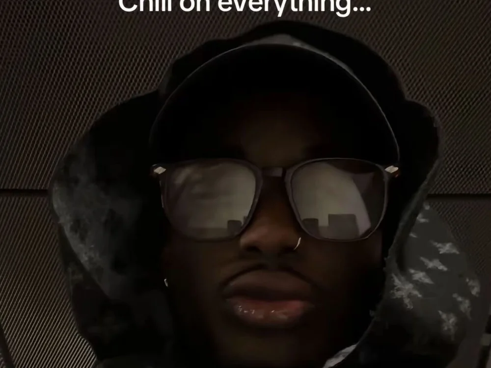 Realblackguy's Offline Chat Room
