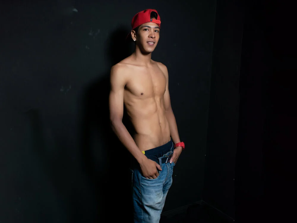 Chatroom XXX hors ligne de Robert_Kingg