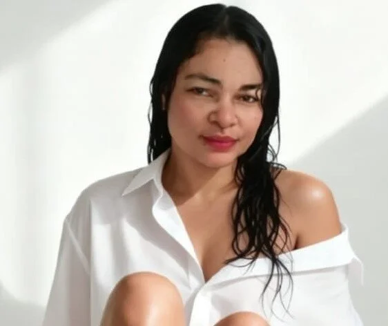 Cloe_35 Offline XXX-chat