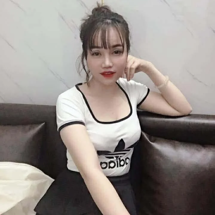 Lyla_john 离线XXX聊天