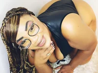 Model AranzalatinBlaks1