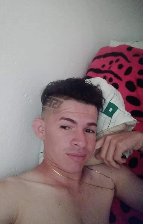 Offline chatovací místnost luillimodel