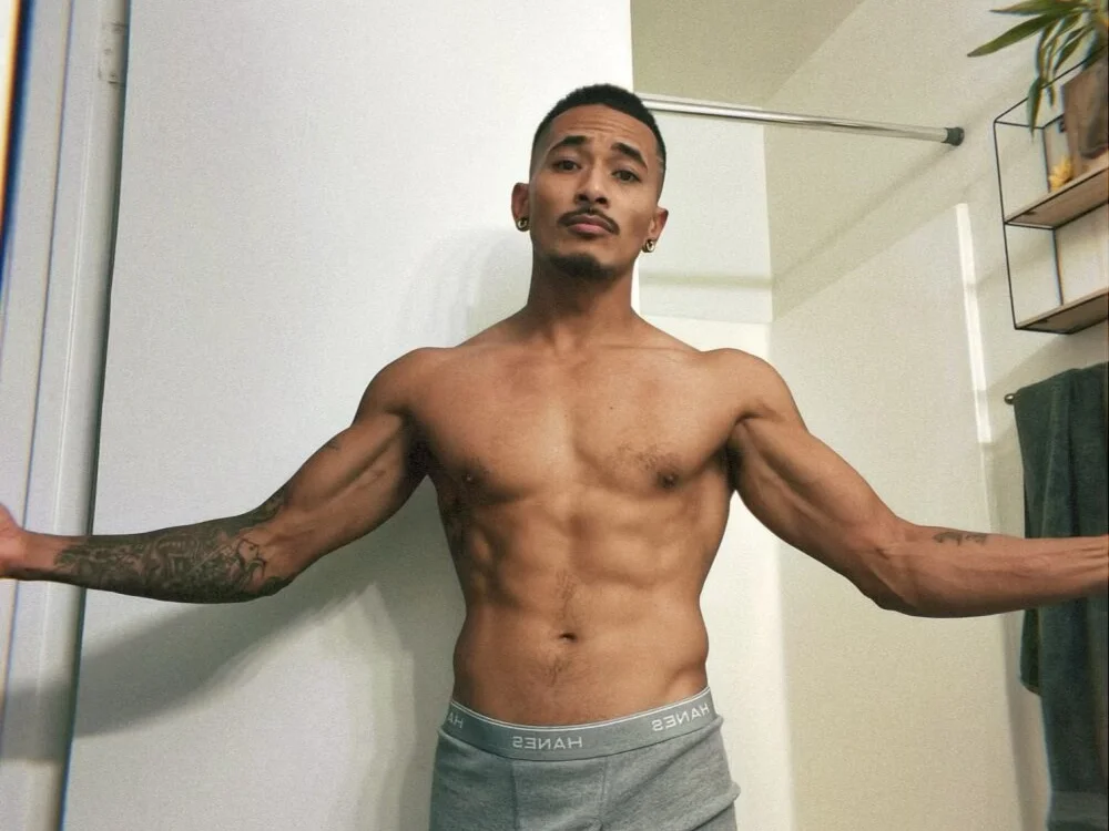 tanjir020 離線 XXX 聊天