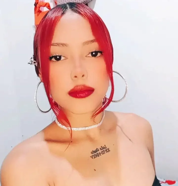 Ema_Cruz_ offline chatrum