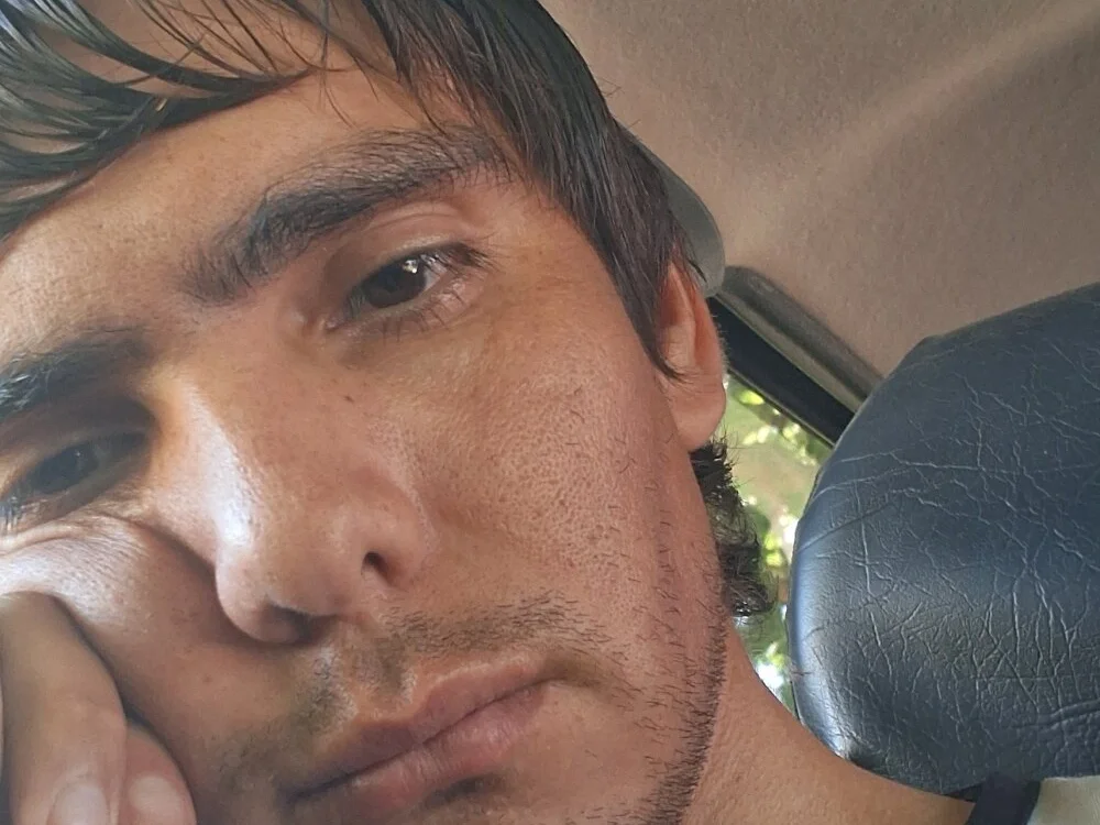 aliopa89 Chat XXX Ngoại tuyến