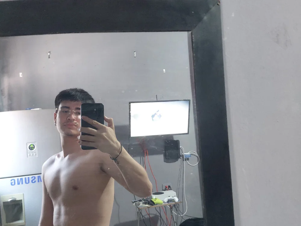 Alejandromercier88 Offline XXX-chat