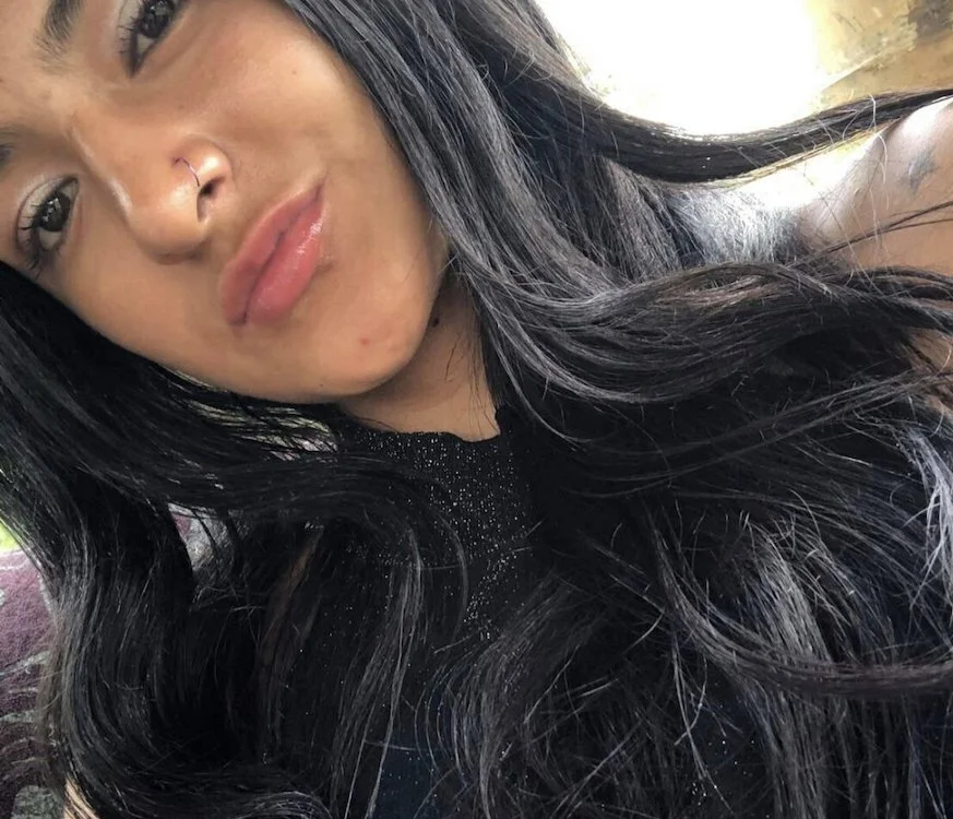 Petite_Madison's Offline Chat Room