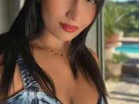 Rose_monroee Obrolan Langsung XXX