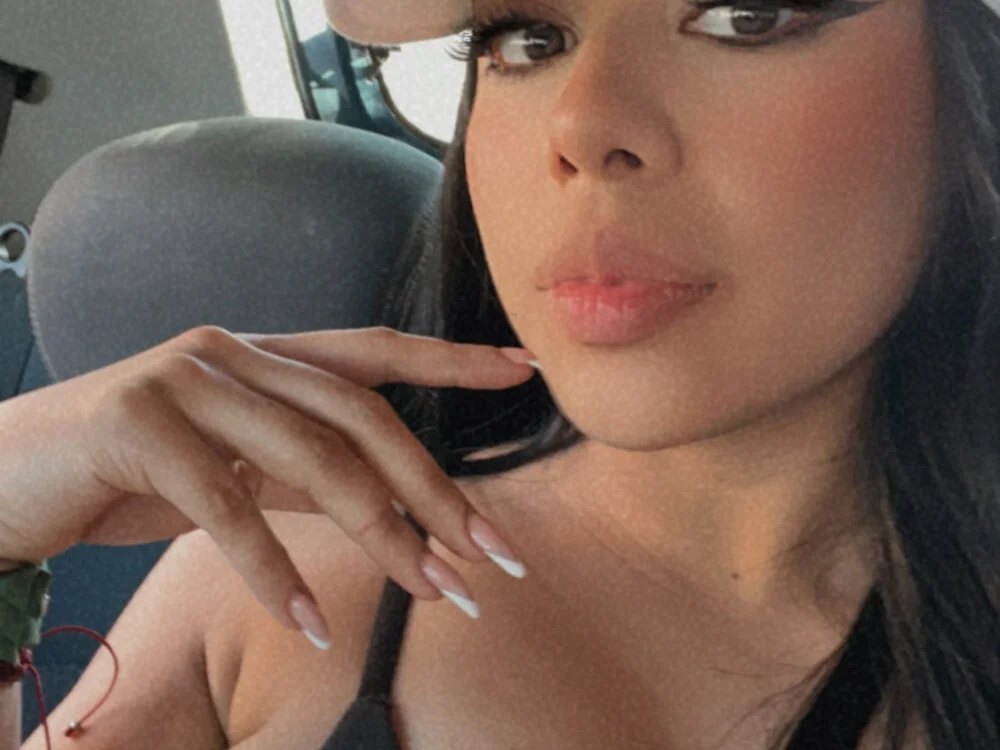 แชท XXX ออฟไลน์ของ alexavenezia