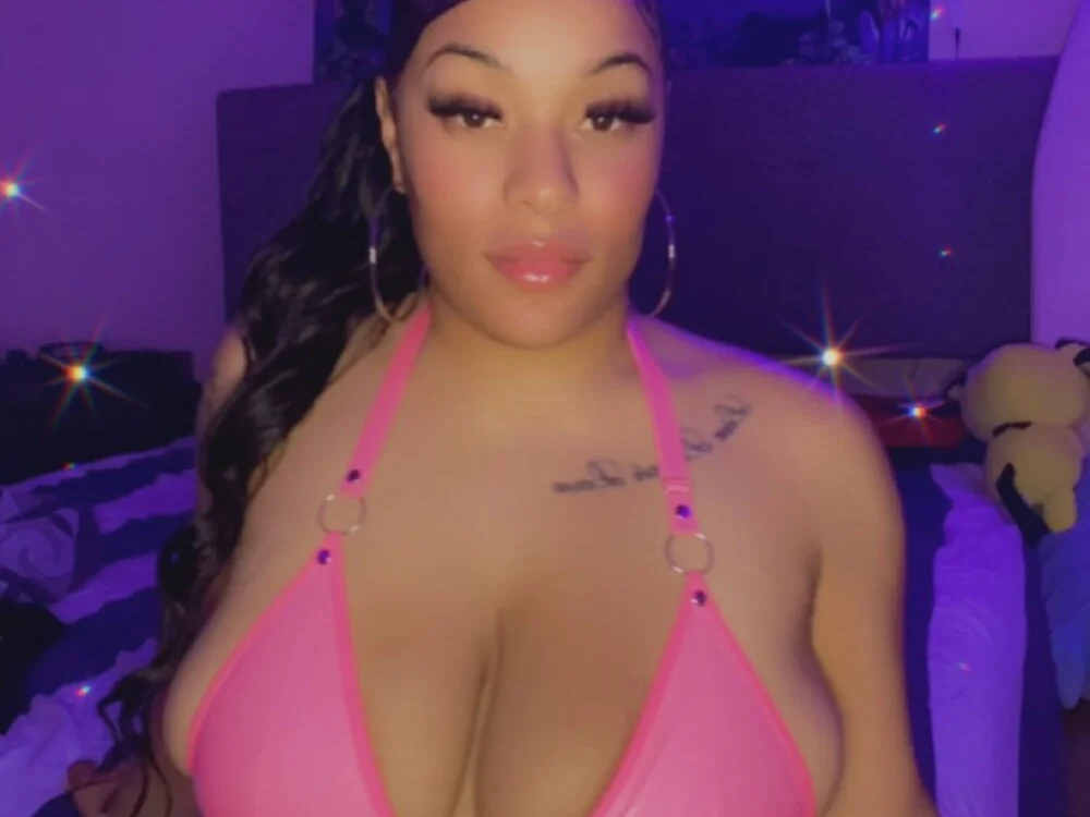 Ginaaa's Offline XXX Chat