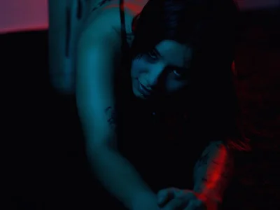 Nixie_cele Female Massage Porn Cam