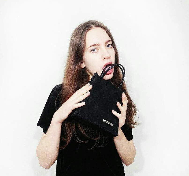 Offline chat soba modela Klayde