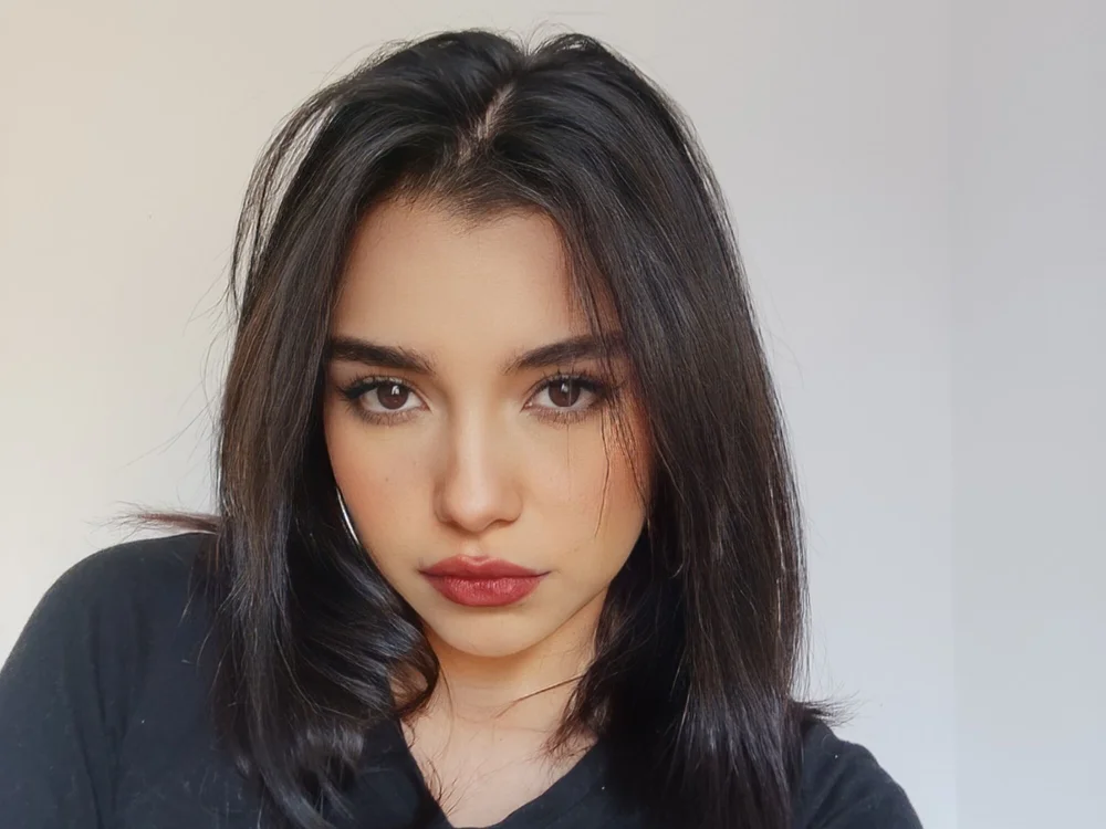 lennahDavies' Offline XXX Chat