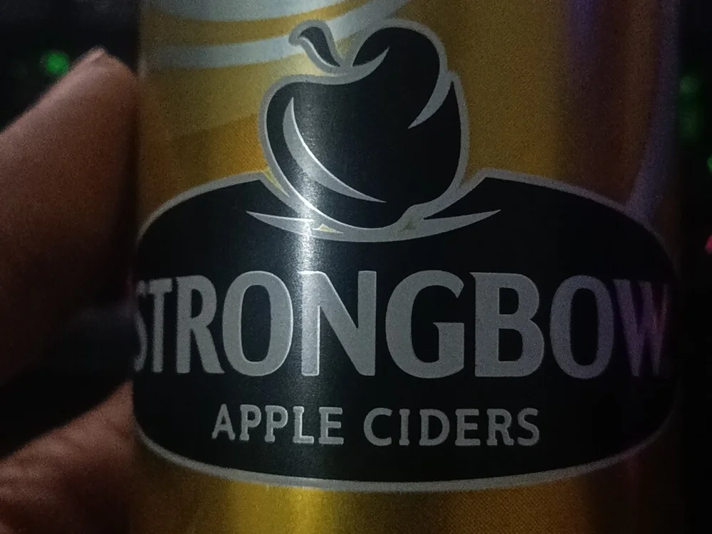 Kzchym 離線 XXX 聊天