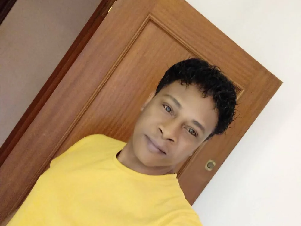 OsmanLatt Offline XXX-chat