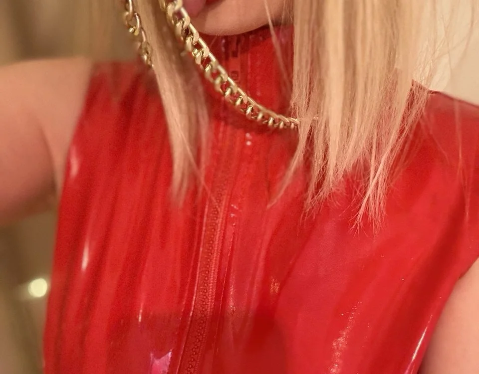 PoliteelizaのオフラインXXXチャット